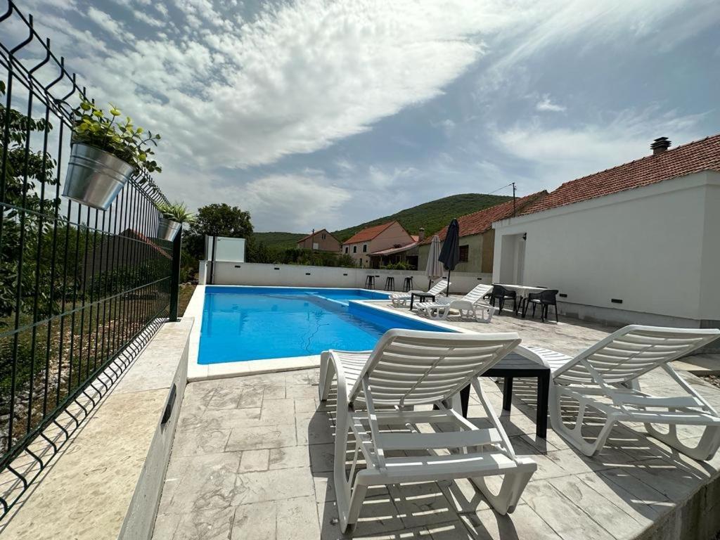 Villa Green Hill, Cista Velika, Imotski 奥米什 外观 照片